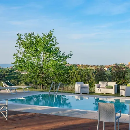Ferienhaus Elettra Marcheholiday San Costanzo